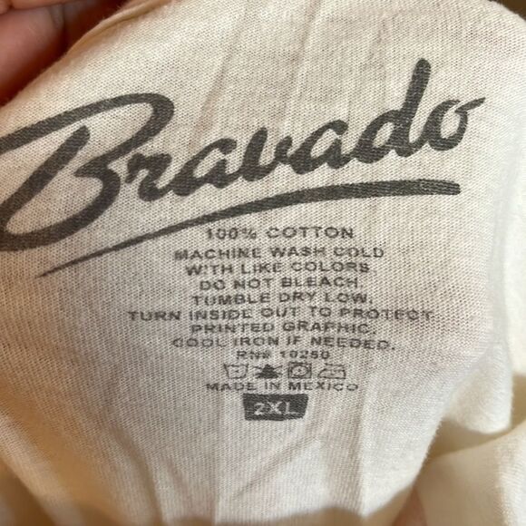 Bravado The Rolling Stones Off White Distressed Graphic Shirt - Picture 10 of 10